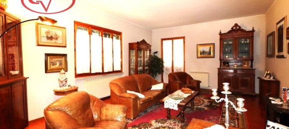 8 rooms Villa in Figline e Incisa Valdarno, Italy No. 235903 10