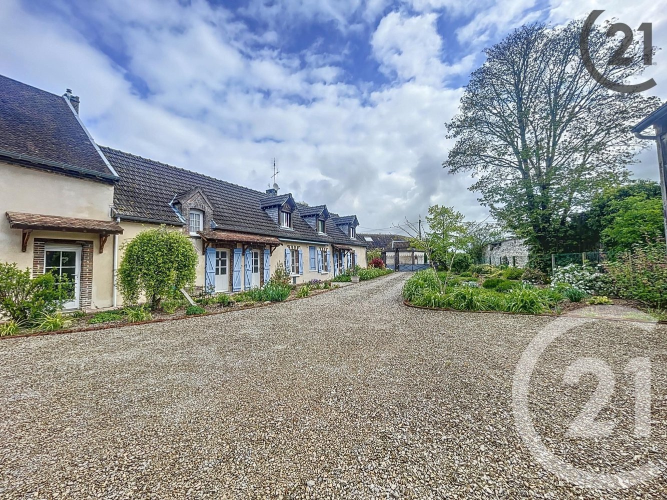 4 غرف نوم منزل في Faux-Villecerf, France رقم 70859