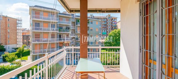 2 chambres Appartement à Vimodrone, Italy No. 378232 3