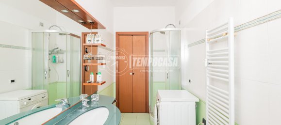 2 chambres Appartement à Vimodrone, Italy No. 378232 16