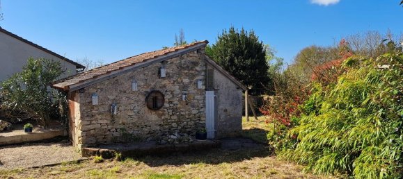 3 bedrooms House in Vienne, France No. 337799 11