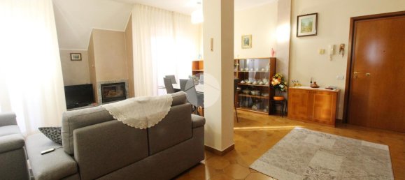 3-Zimmer Wohnung in Magenta, Italy, Nr. 6029 6