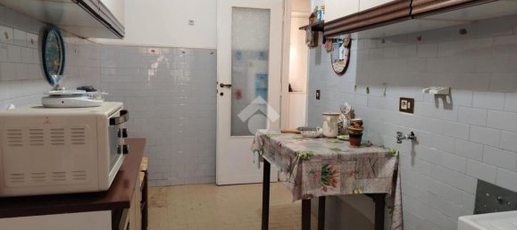 3 rooms Apartment in Rome, Italy No. 52351 13