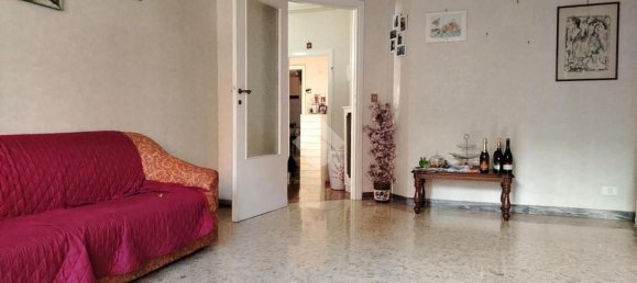 3 rooms Apartment in Rome, Italy No. 52351 5