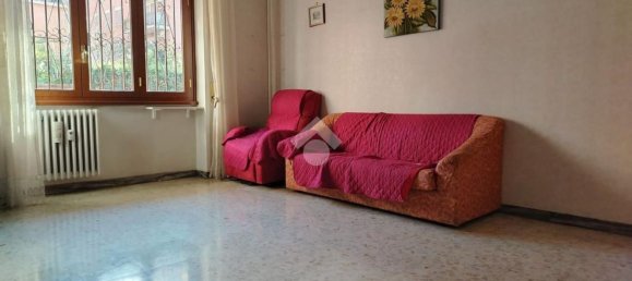 3 rooms Apartment in Rome, Italy No. 52351 3