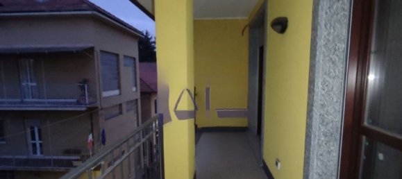 Apartamento de 3 divisões em Bovisio Masciago, Italy N.º 102061 25