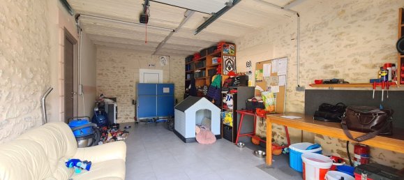 6 bedrooms House in Milly-la-Foret, France No. 138173 18