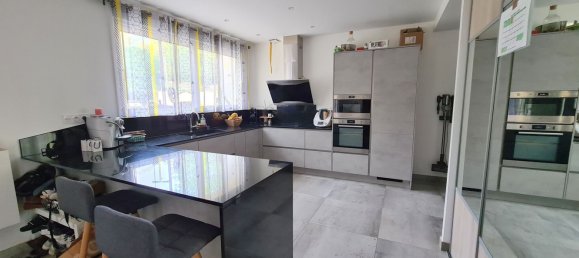 6 bedrooms House in Milly-la-Foret, France No. 138173 24