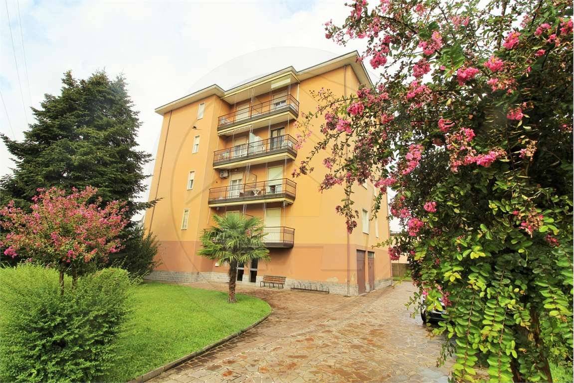 3 bedrooms Apartment in Briosco, Italy No. 332239