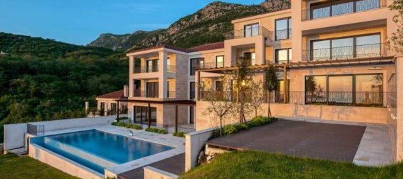 3 bedrooms Apartment in Budva, Montenegro No. 85 2