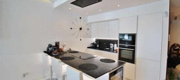 2 chambres Appartement à Marbella, Spain No. 23977 14