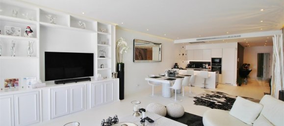 2 chambres Appartement à Marbella, Spain No. 23977 11