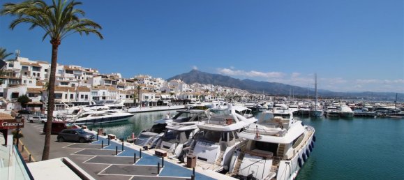 2 chambres Appartement à Marbella, Spain No. 23977 8