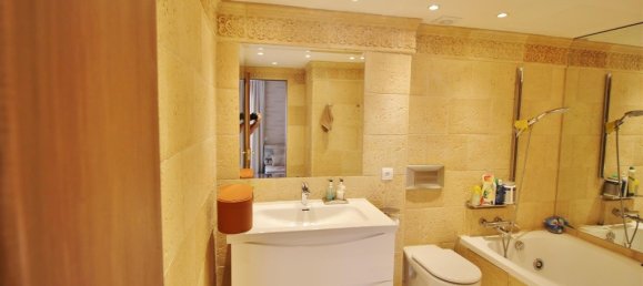 2 chambres Appartement à Marbella, Spain No. 23977 17