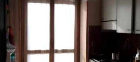 5 rooms Apartment in Monza, Italy No. 3767 12