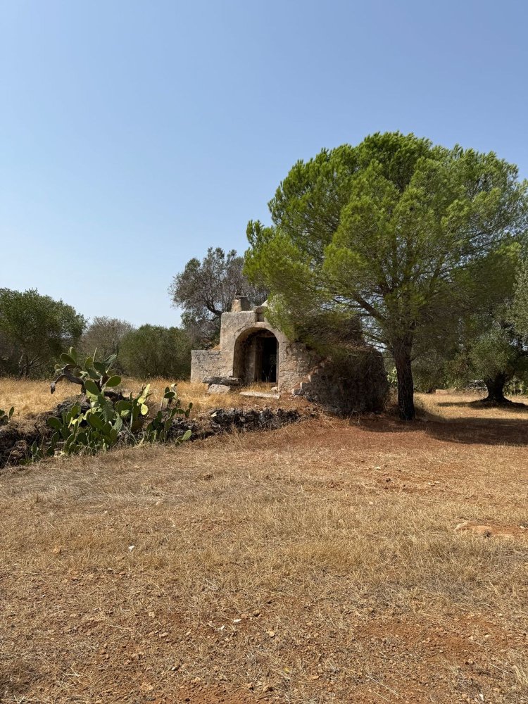 Дом с 2 спальнями в Каровиньо, Италия № 325445