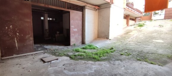 مستودع في Palermo, Italy 600متر مربع رقم 74757 4