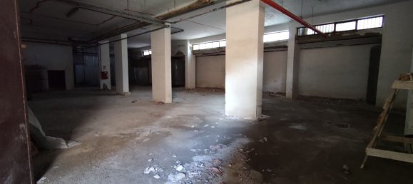 مستودع في Palermo, Italy 600متر مربع رقم 74757 16