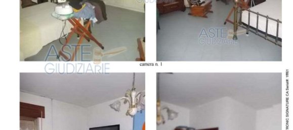 6 rooms Apartment in Naples, Italy No. 12343 26