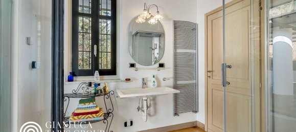 15 rooms Villa in Pino Torinese, Italy No. 298407 18