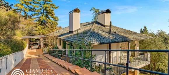 15 rooms Villa in Pino Torinese, Italy No. 298407 2