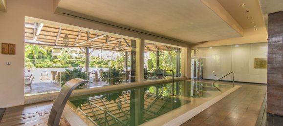 2 chambres Appartement à Benahavis, Spain No. 177859 3