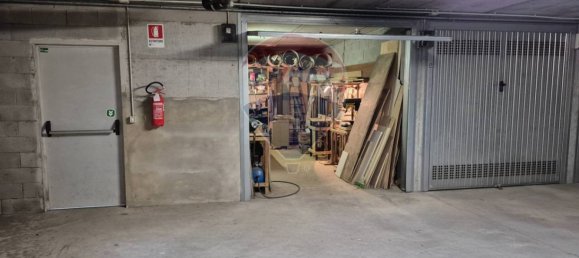  مرآب في Venaria Reale, Italy 15متر مربع رقم 315095 4