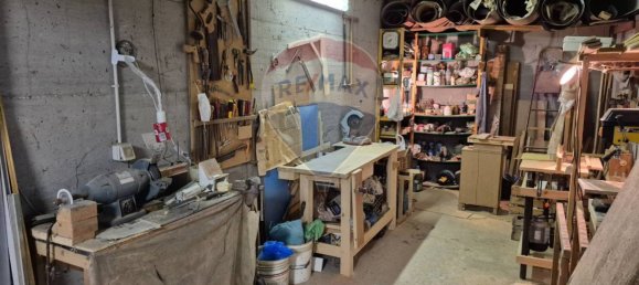  مرآب في Venaria Reale, Italy 15متر مربع رقم 315095 2