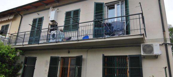 5-salle Villa à Campi Bisenzio, Italy No. 156680 2