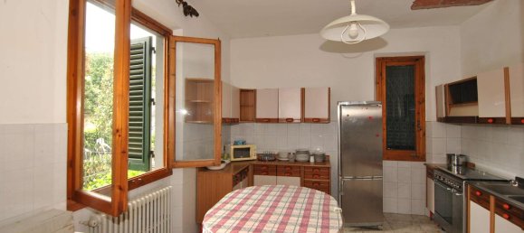 5-salle Villa à Campi Bisenzio, Italy No. 156680 6