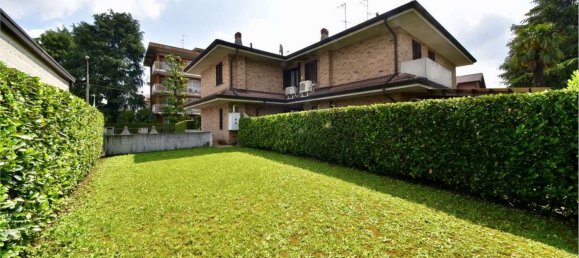 4 bedrooms Villa in Barlassina, Italy No. 364638 4