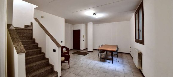 4 bedrooms Villa in Barlassina, Italy No. 364638 15