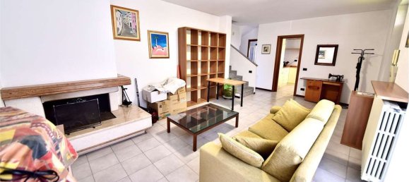 4 bedrooms Villa in Barlassina, Italy No. 364638 9