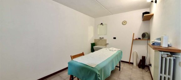 4 bedrooms Villa in Barlassina, Italy No. 364638 17