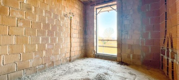 4 Schlafzimmer Haus in Cavaglio d'Agogna, Italy, Nr. 377459 19