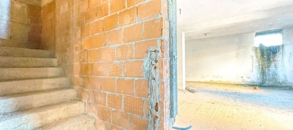 4 Schlafzimmer Haus in Cavaglio d'Agogna, Italy, Nr. 377459 7