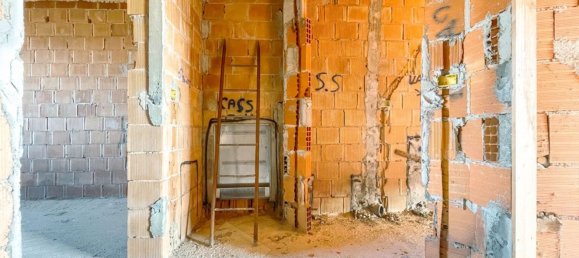 4 Schlafzimmer Haus in Cavaglio d'Agogna, Italy, Nr. 377459 14