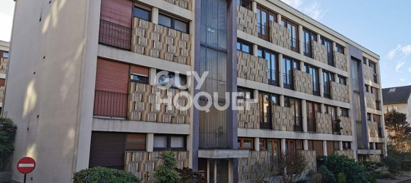 Квартира с 3 спальнями в Нуази-ле-Сек, Франция № 148886 9