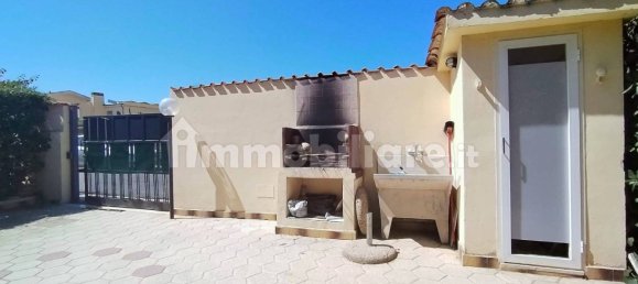 3 غرف نوم شقة في Ardea, Italy رقم 350524 2