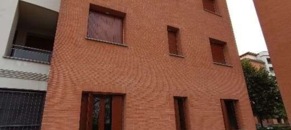 3 rooms Apartment in Seriate, Italy No. 6713 5