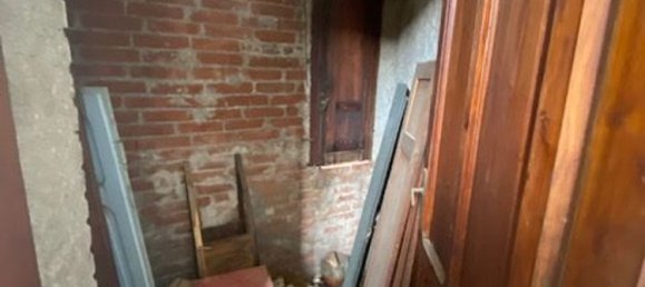 250m² Building in Morolo, Italy No. 146463 3