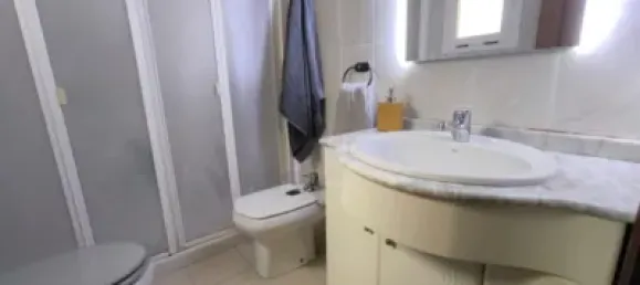 Apartamento de 3 dormitorios en Alicante, Spain No. 133459 3