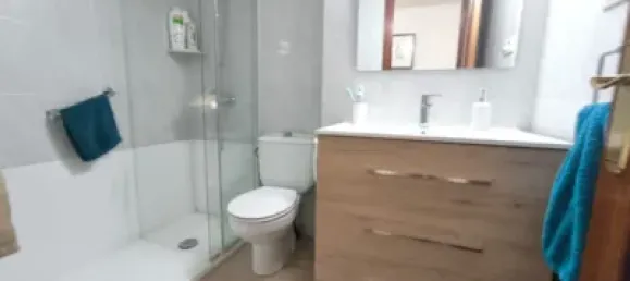 Apartamento de 3 dormitorios en Alicante, Spain No. 133459 4