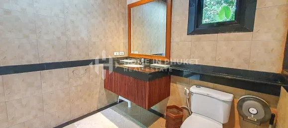 Moradia T4 em Nai Harn Beach, Thailand N.º 60414 30
