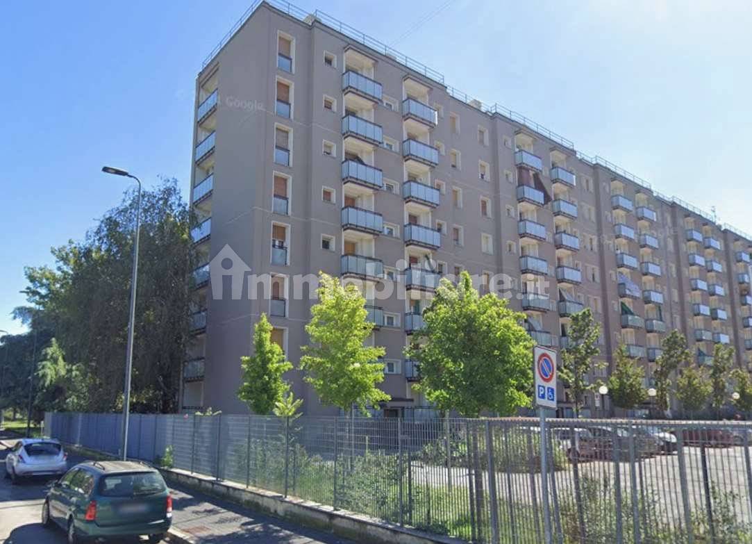 4 bedrooms Apartment in Milan, Italy No. 361773