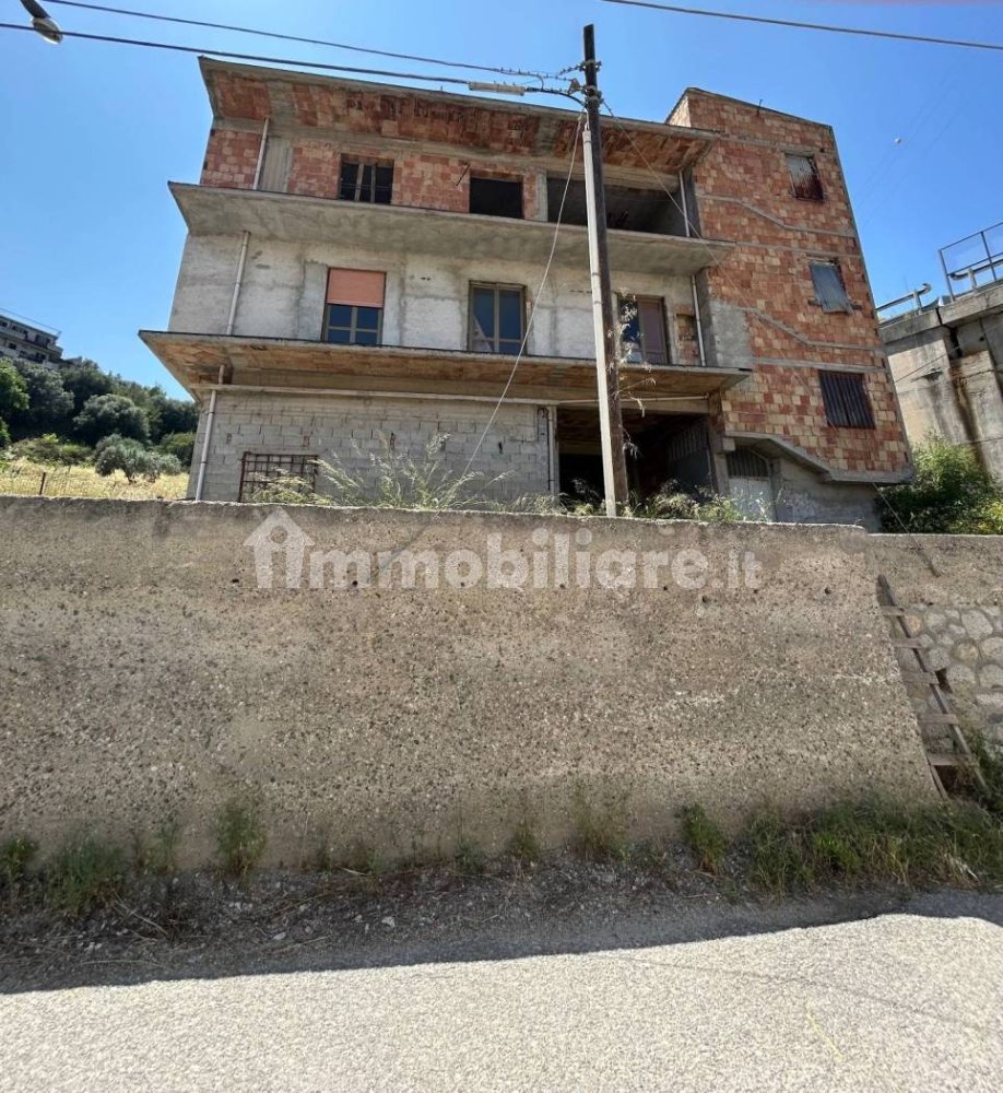 4 غرف نوم منزل في Roccella Ionica, Italy رقم 251020