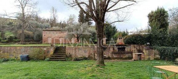 Casa de 9 habitaciónes en Montaione, Italy No. 44313 3