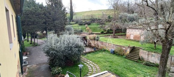 Casa de 9 habitaciónes en Montaione, Italy No. 44313 30