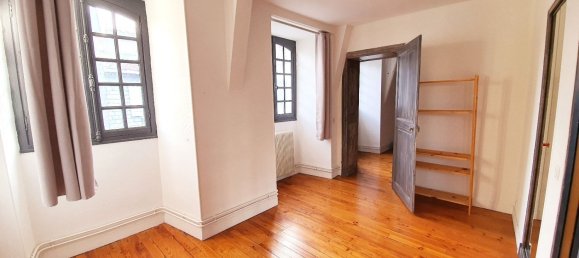 1 bedroom Apartment in Pau, France No. 305427 3