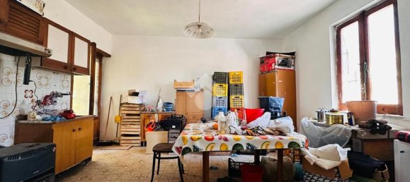 4 bedrooms House in Torre del Greco, Italy No. 358695 12